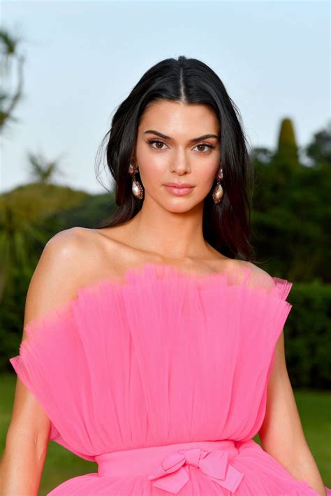 Kendall Jenner Lofficiel Magazine Summer 2019