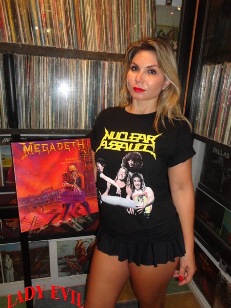 Ladyevil - Today again, my top 10 of Thrash.... 03.Peace Sells... but