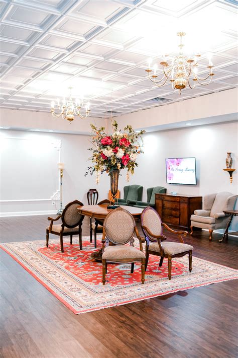 Comprehensive Services at Higgins LaGrange Chapel Funeral Home 32