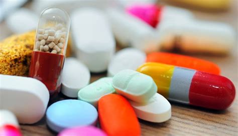 Combinații FATALE de medicamente. Află ce medicamente nu este bine să ...