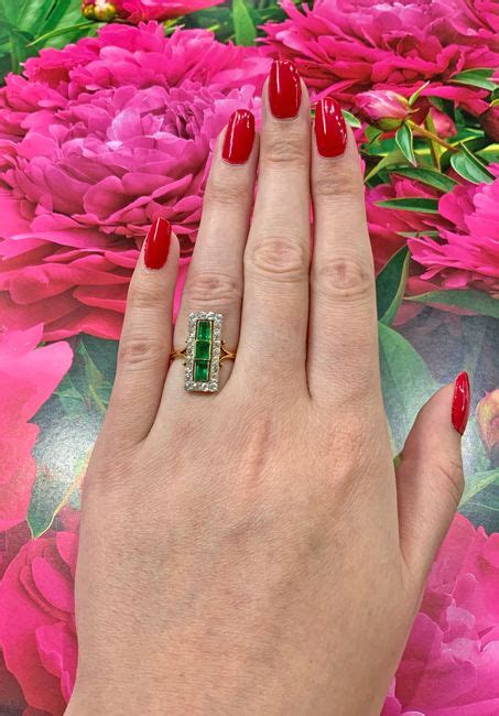 Vintage Emerald and Diamond Ring