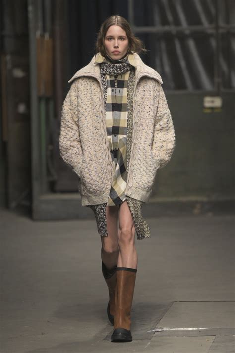 Missoni Fall 2025 Ready-to-Wear Runway, Fashion Show & Collection