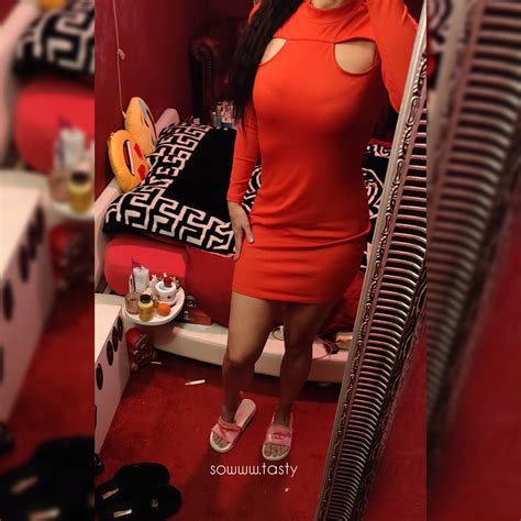 Would you stare if you saw me like this? Xx Zoey : r/TasTySoleS_Com