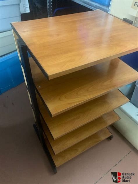 av rack  wood shelves photo  canuck audio mart