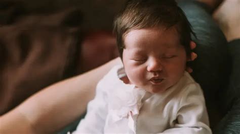 mengenal jam tidur bayi  normal seberapa