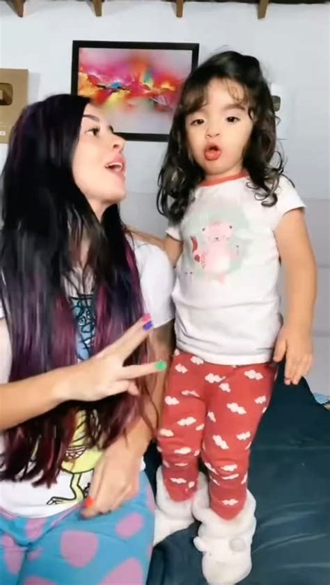 salome larrea muñoz xxx