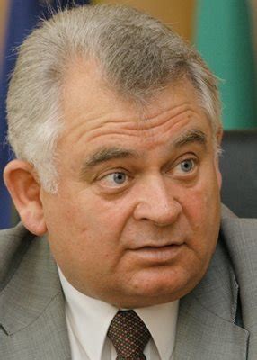 Трето дело срещу ген. Кирчо Киров - издал тайна за осъден българин в Иран