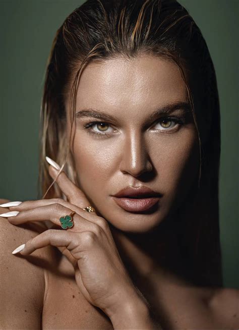 ARTIOLA | Star Models İstanbul