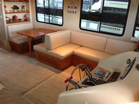 Houseboat Beds at Ava Henriette blog