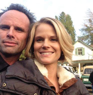 Walton Goggins Family: Wife, Son, Brother, Parents | Afalona