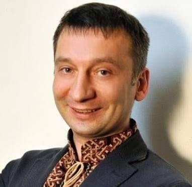 Консультант Олександр Зайченко