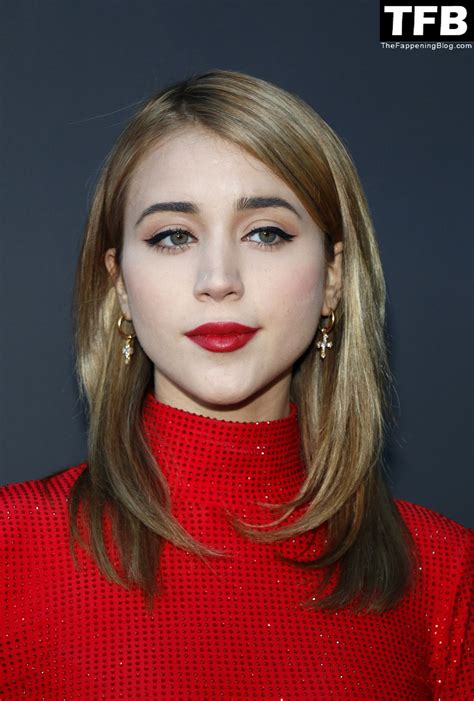 Caylee Cowan Displays Her Sexy Legs at the Premiere of ‘Bandit’ in LA