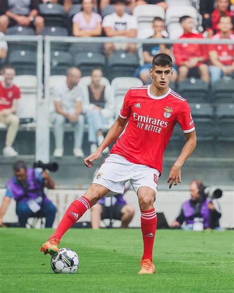 11. antonio silva (benfica), 19 years old.... | MARCA English