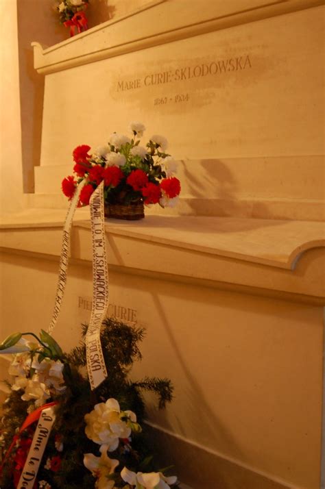 Panthéon - Tumba de Marie y Pierre Curie | Xavi Llunell | Flickr