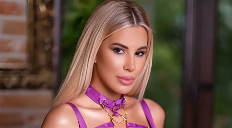 Ema Karter (Actress) Age, Biography, Height, Career, Photos, Wiki, and ...