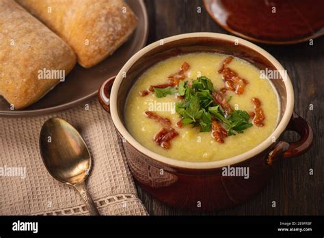 Cream soup puree vegetable bacon hi-res stock photography and images ...