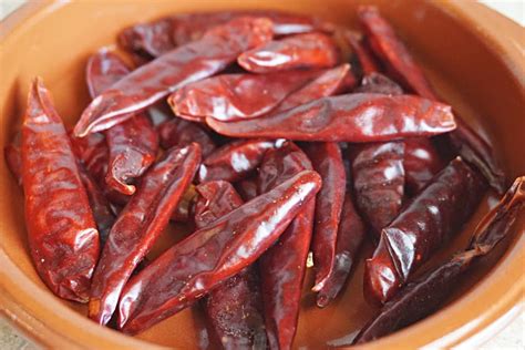 Dried Chiles de Arbol