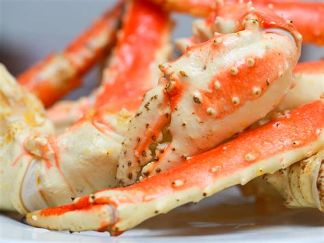 how to heat cooked crab legs