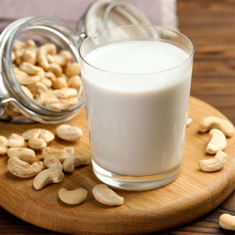 Dax Shepard Shares Risqué Photo of Kristen Bell After Emmy Nom - Men's