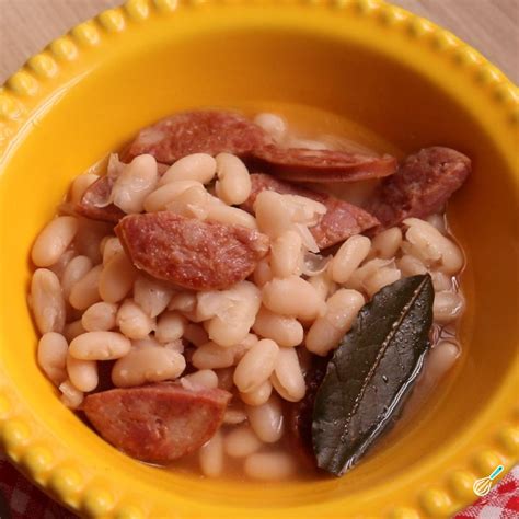 Feijao Branco Cozinha Rapido - Feijão branco com calabresa rápido