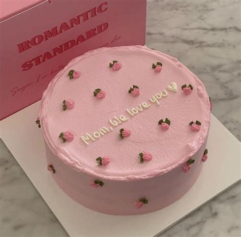 Pin by Polinka on Торт | Mini cakes birthday, Birthday desserts, Cute ...