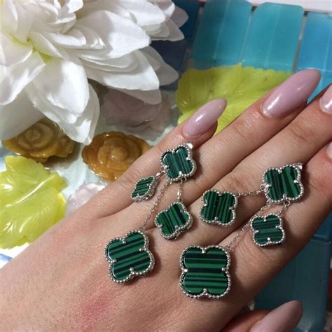 Van Cleef Arpels ювелирные украшения. Серьги Ван Клиф