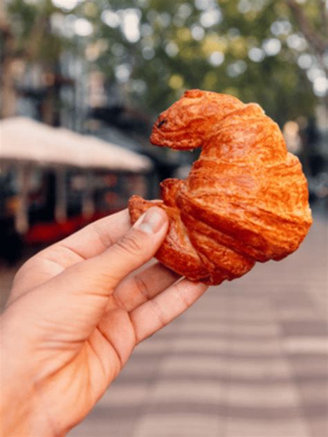 how to pronounce croissant french