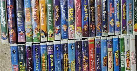 Проверете в мазето: Ако имате някоя от тези 8 видео касети VHS се ...
