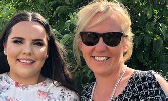 Heather Makris's Instagram, Twitter & Facebook on IDCrawl