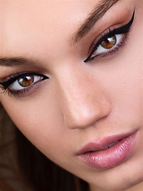 Eye Makeup Model Jobs | Saubhaya Makeup