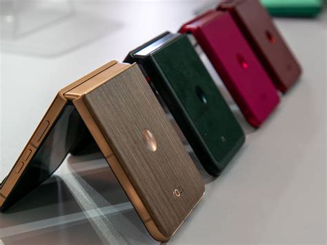 The best Motorola Razr 2025 deals on the web today: massive discounts
