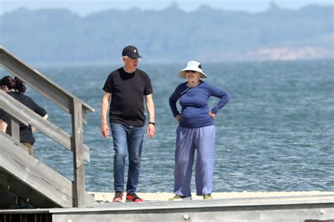 Bill and Hillary Clinton spotted strolling in the Hamptons weeks before