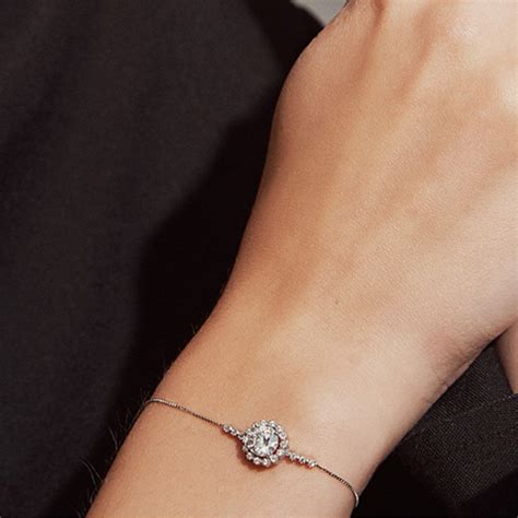 Сребърна гривна с мойсанит "Грижовност" – Silenti Jewelry