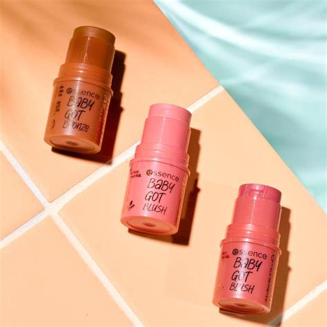 Essence Baby Got Blush Rouge für Frauen | PARFIMO.de®