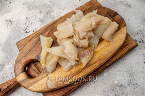 Рыба (филе минтая) с кабачком на сковороде — рецепт с фото пошагово