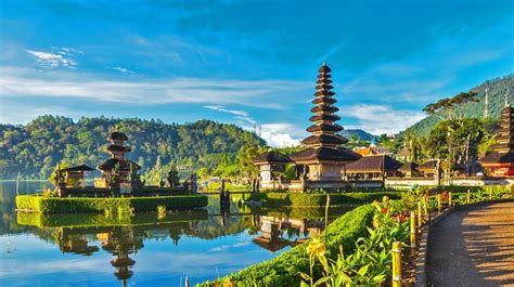 Beautiful Malaysia With Scenic Bali Tour (108970),Holiday Packages to ...