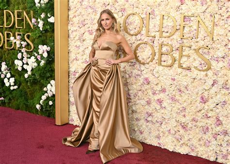 This $21 SPF Helped Nikki Glaser's Skin Glow at the Golden Globes