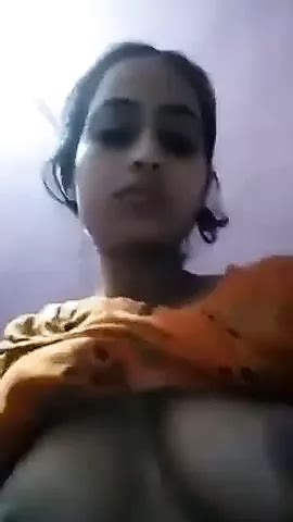 desi linda chica mostrando tetas  cono xhamster