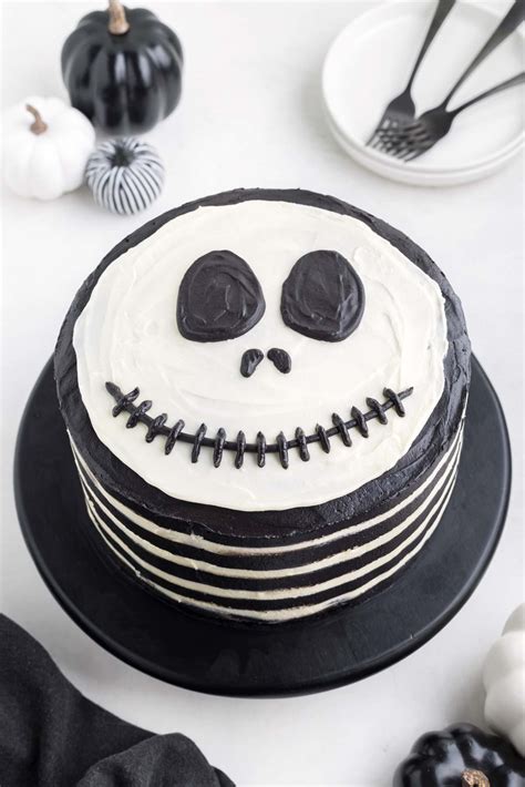 jack-skellington-cake-picture - Texanerin Baking