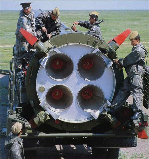 Р-12 / Р-12У - SS-4 SANDAL - RUFOR.ORG