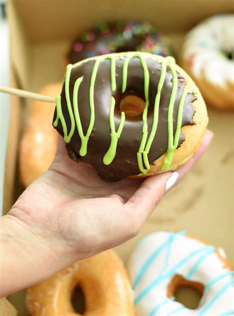 Halloween Donut Bouquet – Fun-Squared