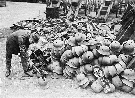 версальский мир © Hulton-Deutsch Collection/CORBIS: mi3ch — LiveJournal