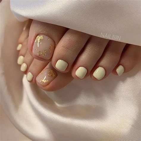 Педикюр 2024: модный дизайн и новинки | Manicura de uñas, Diseños de ...
