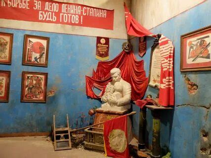 в красном уголке: 1 тыс изображений найдено в Яндекс Картинках