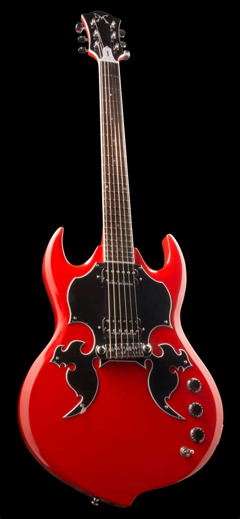 Review: Minarik Guitars Studio X-Treme Series Furii — Video | Guitar World