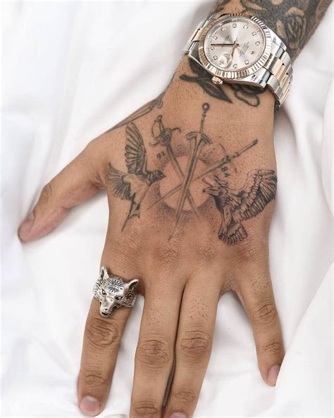 60 Coolest Hand Tattoos for Men: Best Hand Tattoos for Guys | Fashionterest