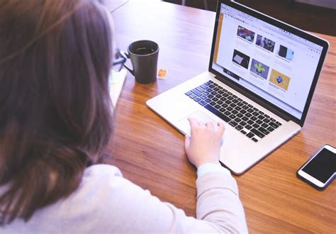 Manfaat Power Point untuk Menunjang Pembelajaran - NaikPangkat.com
