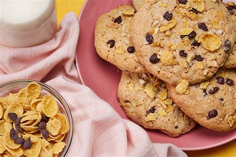 chocolate chip cornflake cookies  gen baker