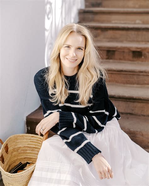 Amelia Adams (@tinyshindigs) • Instagram photos and videos