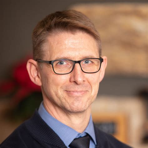 Über uns - Bestattungsinstitut Dirk Dittmann